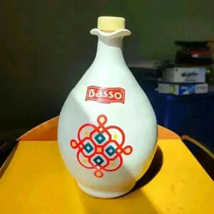 Benegiamo Italian Pottery Olive Oil Pitcher Creamy White Colo Olive Oil Pitcher